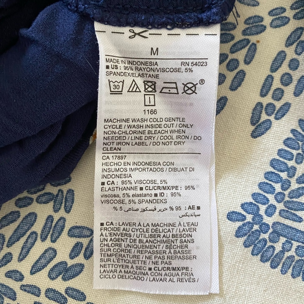 Old Navy Maternity Long Sleeve Dress - Picture 5 of 6